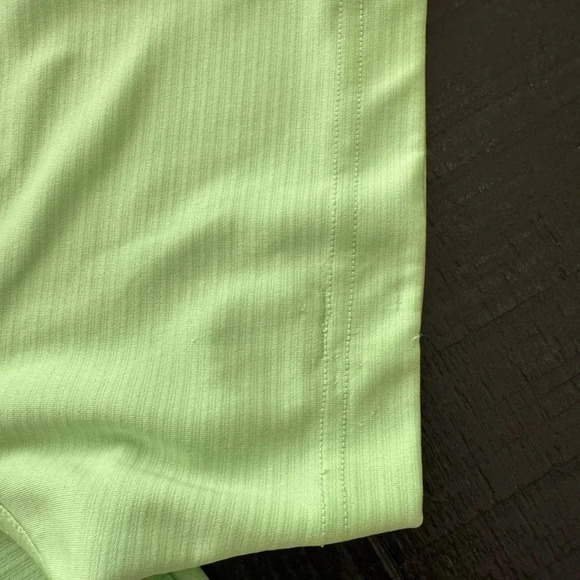 Greg Norman Shark Logo Green ripple Golf Polo Light Green Medium - Picture 8 of 8